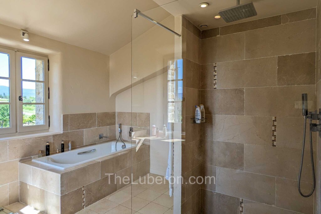 En suite bathroom