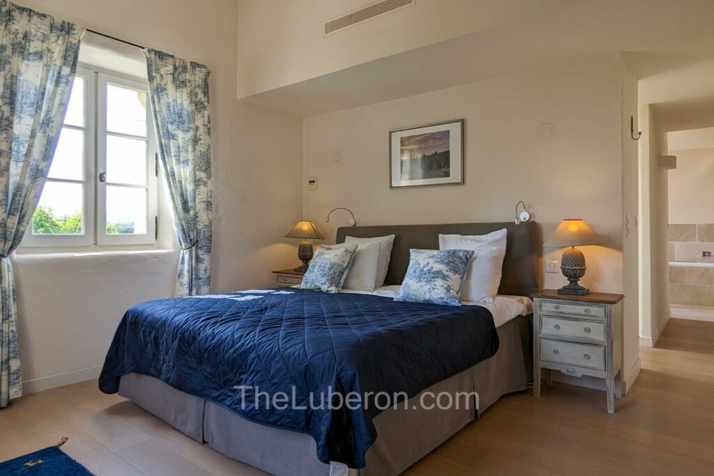 Master bedroom and en suite