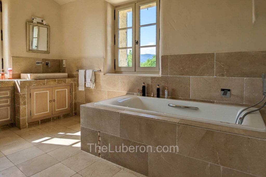 En suite bathroom
